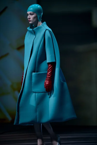 Look 48